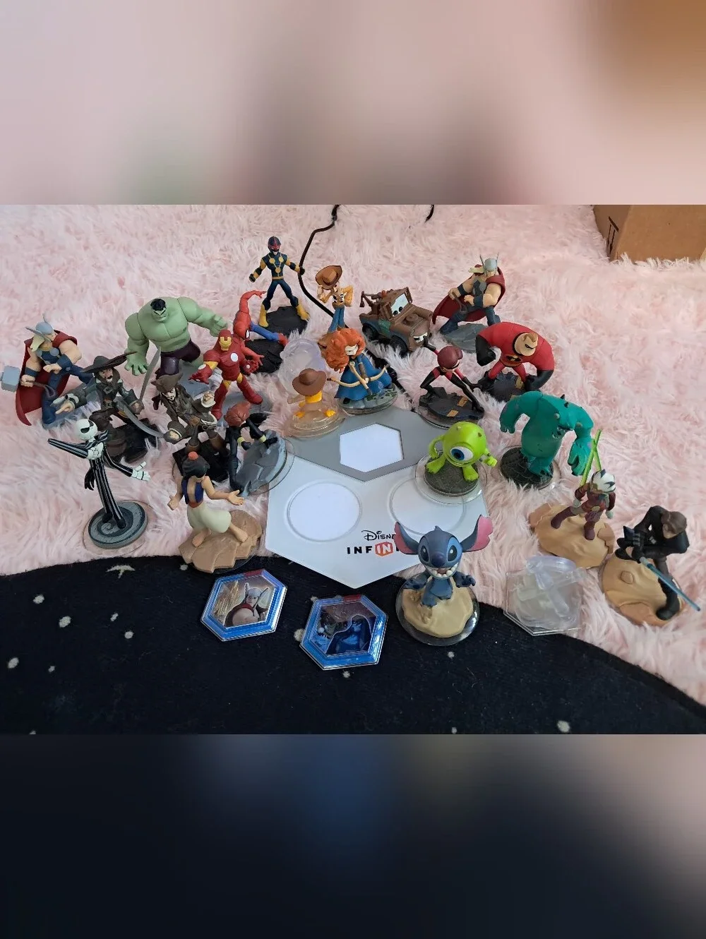 Disney Infinity Huge Lot Playable Characters & Portal 27 Piece Set